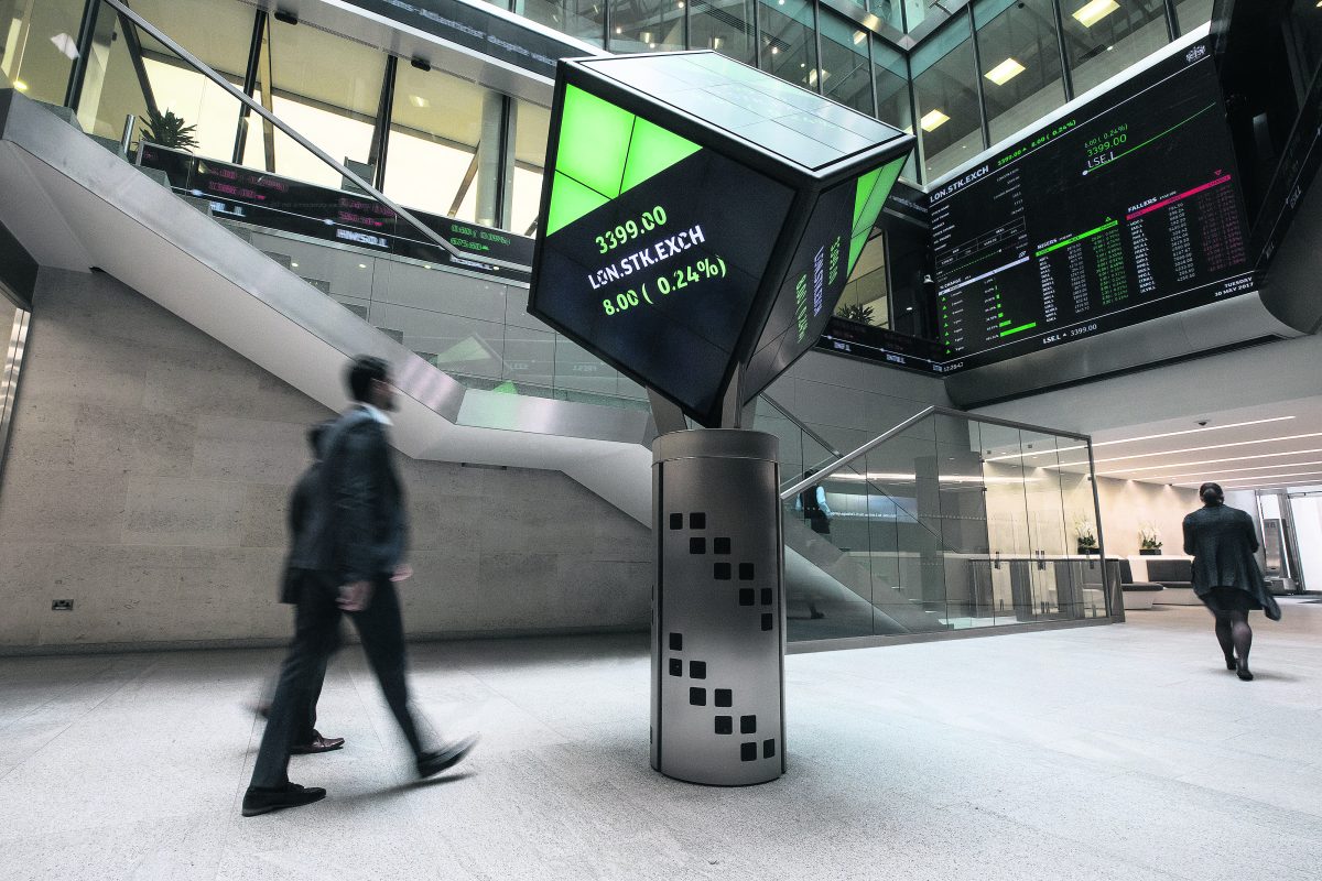 FTSE 100 Giants Rolls-Royce dan Shell Lead City Market Rally