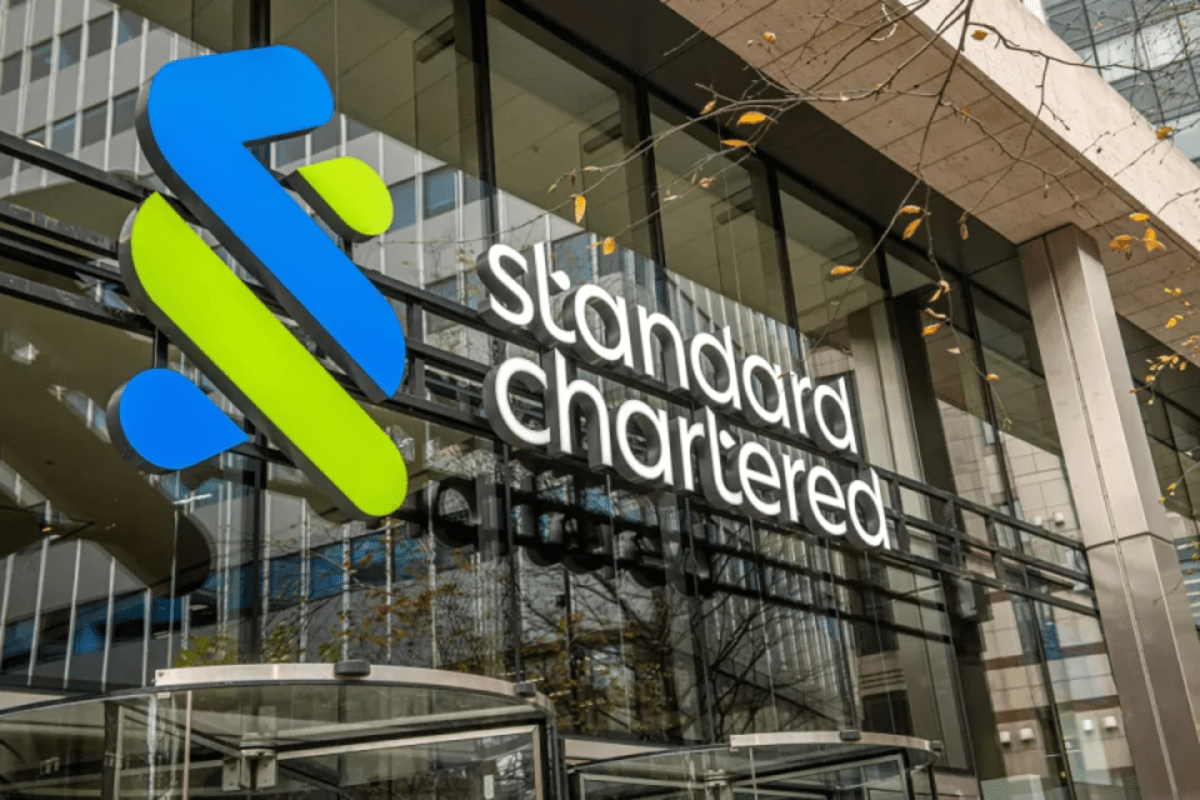 Standard Chartered mengevakuasi kantor Dubai di tengah perang Iran