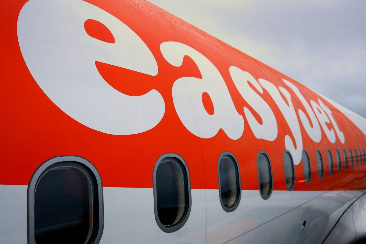 Dewan Easyjet mencapai kesepakatan atas pengambilalihan Castlelake senilai £5,2 miliar