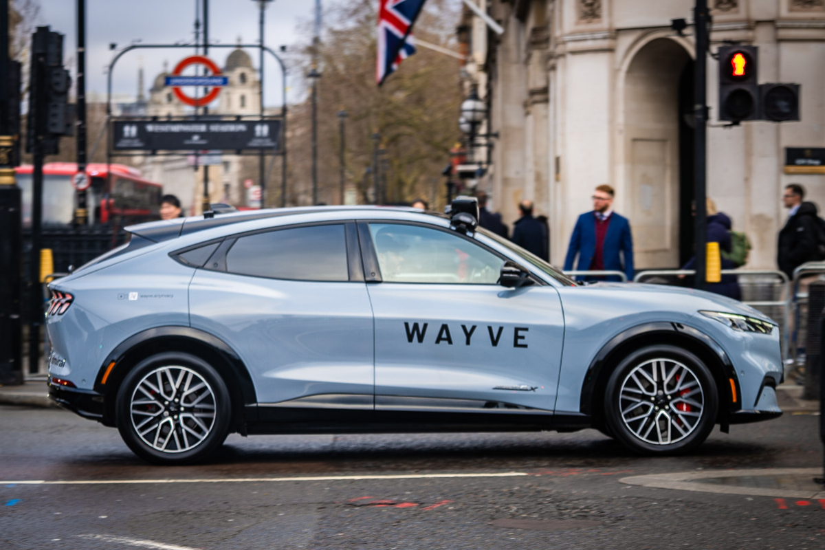 Wayve memberikan ‘dorongan besar’ pada pasar swasta London dengan penjualan saham senilai $85 juta